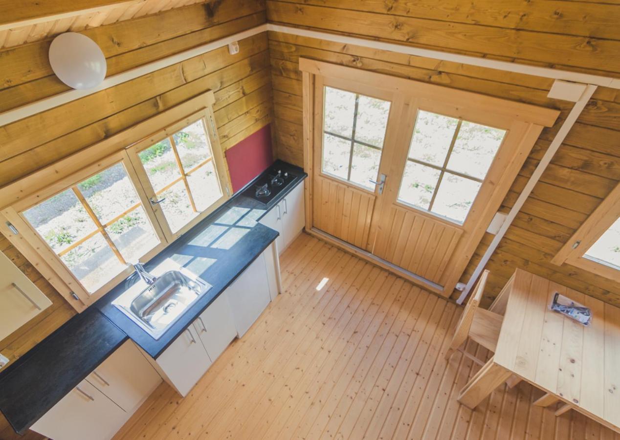 Albergue Restaurante De Artieda Eksteriør bilde